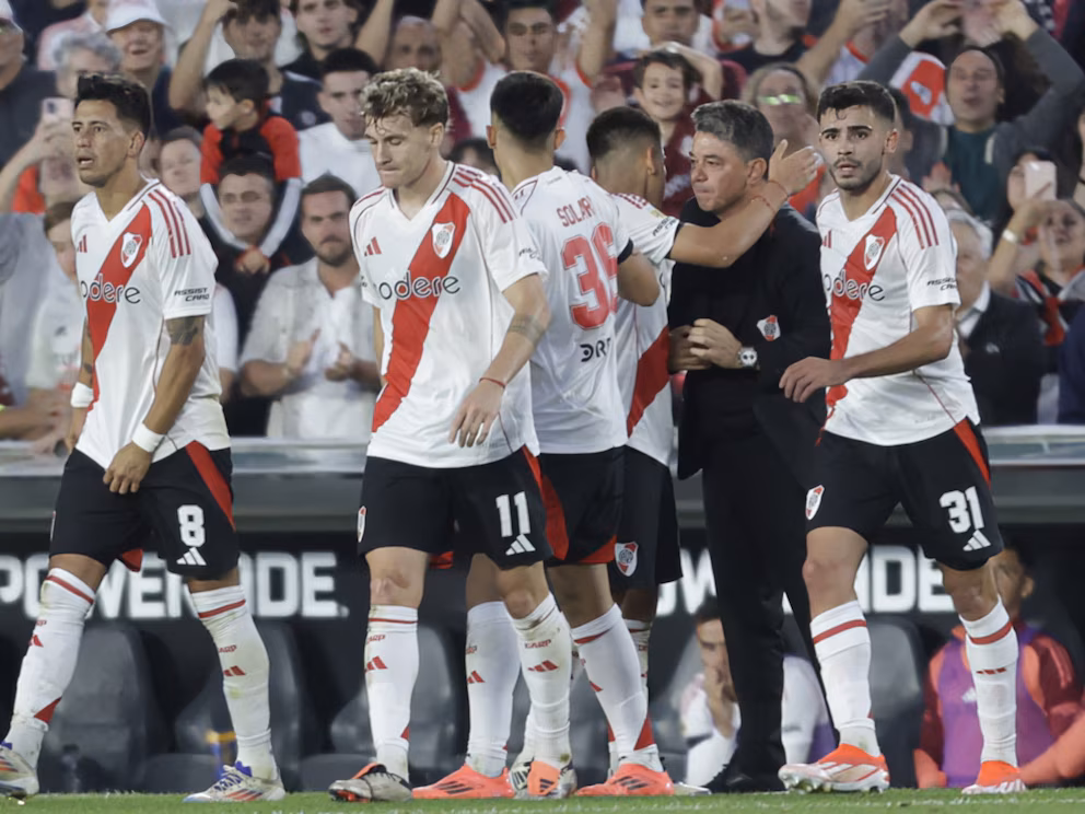 River goleó a Central en el último partido del año en el Monumental