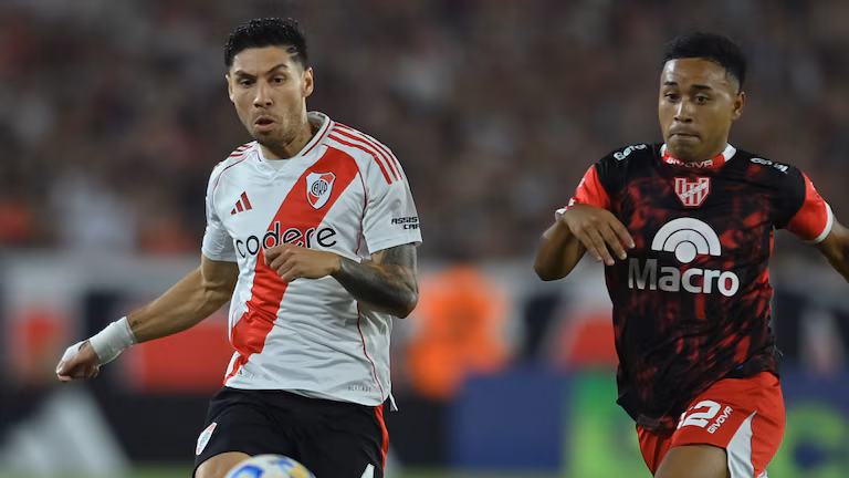 Con gol de Montiel sobre el final, River le ganó a Instituto