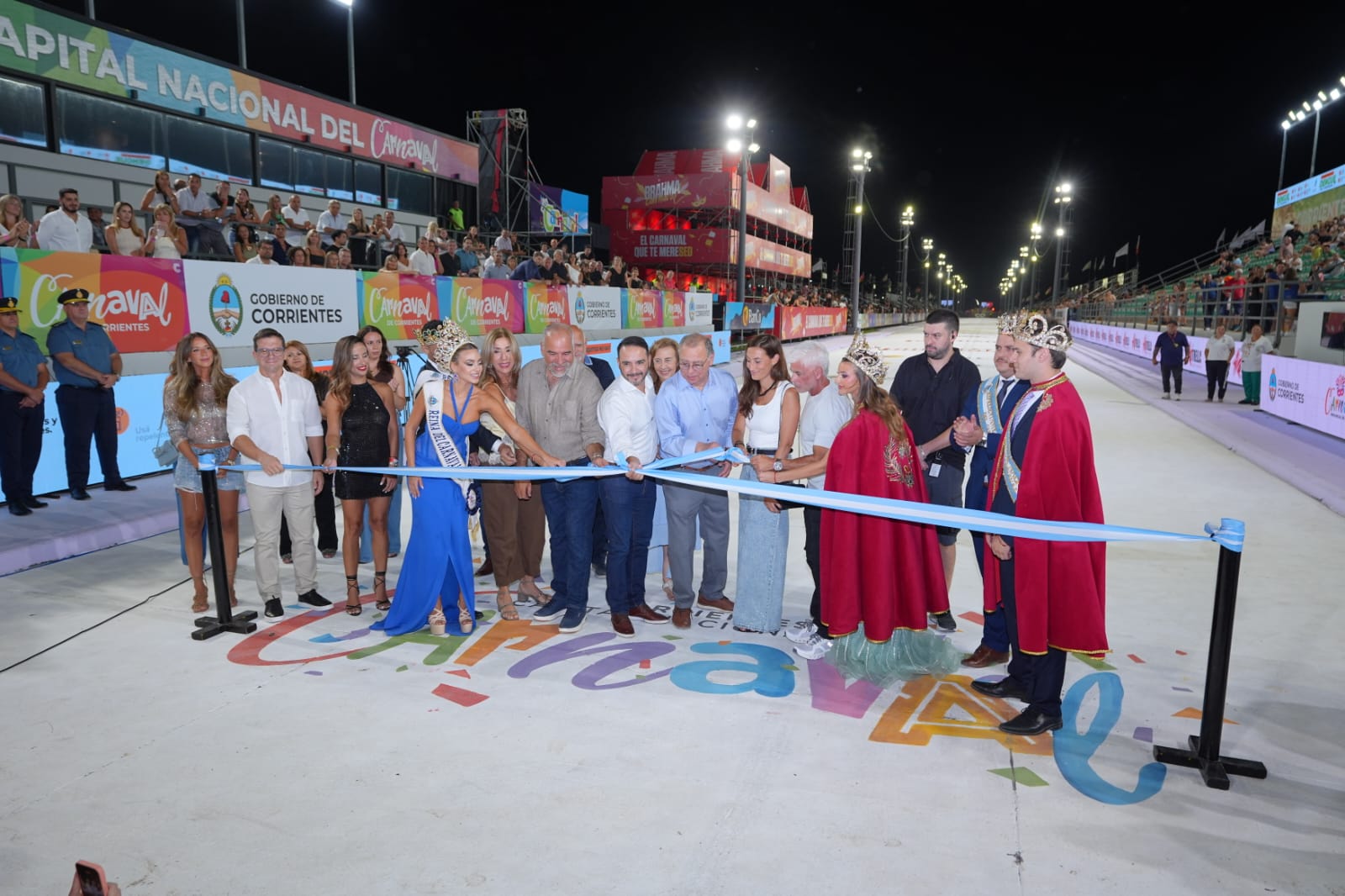 "Vamos a demostrar que la verdadera capital nacional es Corrientes", afirmó Juan Pablo Valdés al inaugurar el Carnaval Provincial 2026