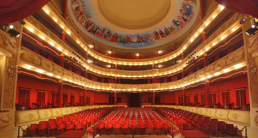 El Teatro Juan de Vera ofrece visitas guiadas con horarios especiales por Semana Santa
