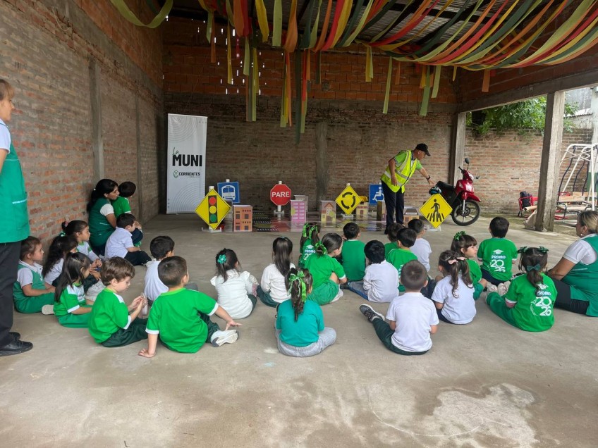 Comenzó el programa “Educando a Pequeños Ciudadanos Viales” en el CDI del barrio Anahí