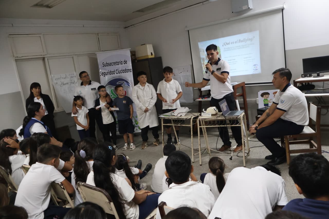 Realizaron una jornada de concientización sobre bullying en la Escuela 299 Juan Alfredo Asuad
