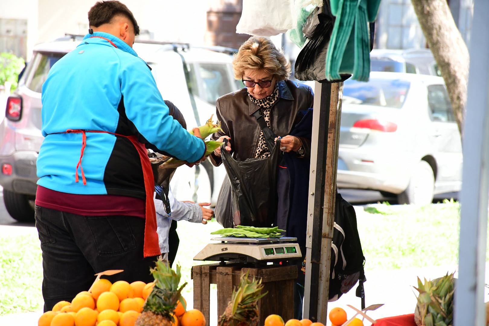 Con múltiples ofertas, las Ferias de la Ciudad recorren plazas y espacios públicos