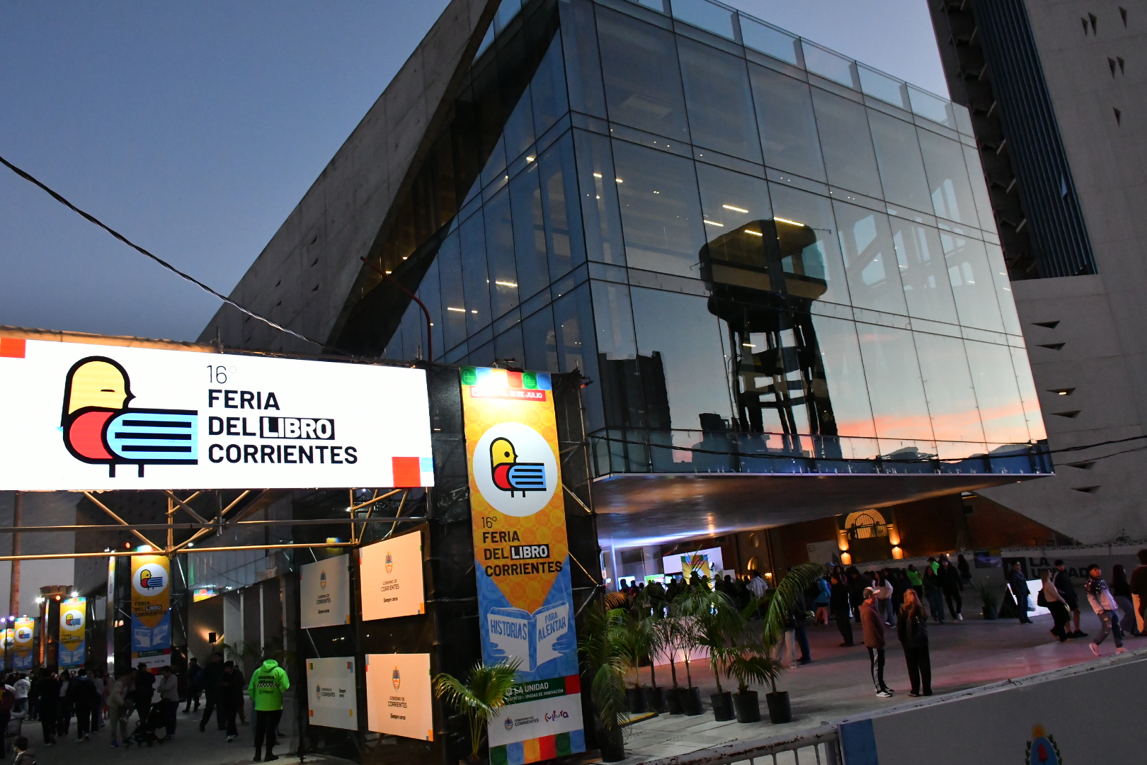 Más de 46 mil personas ya pasaron por la Feria Provincial del Libro